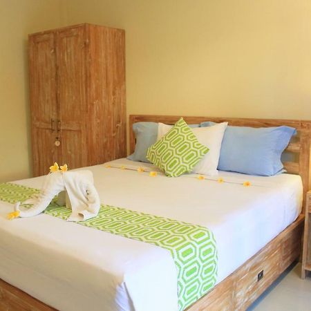 Cr Tris Rooms Seminyak Eksteriør billede